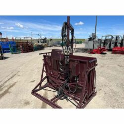 FULL HYDRAULIC CALF TABLE with POWER UNIT - COW COUNTRY