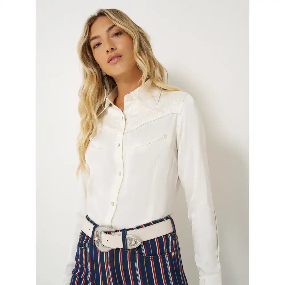 wrangler women's long sleeve shirt white
