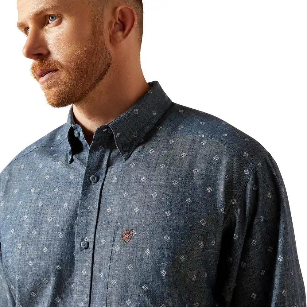 ariat men's long sleeve shirt in blue