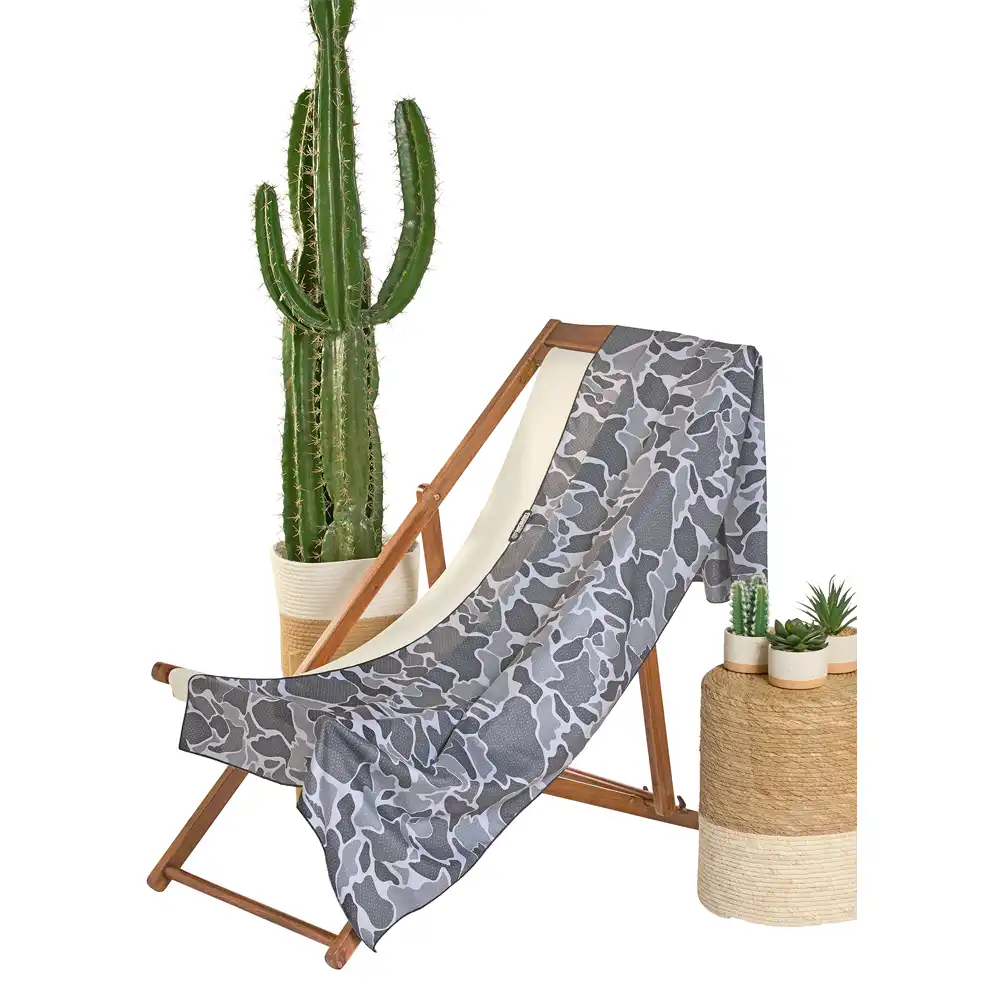 rock & roll denim towel dark grey camo
