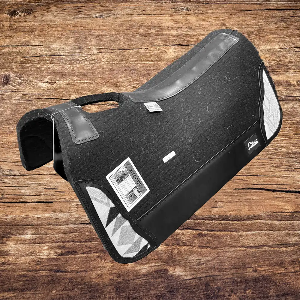 five star saddle pad black and white