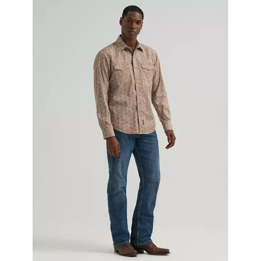 men's wrangler retro® premium long sleeve western snap printed shirt - brown sugar