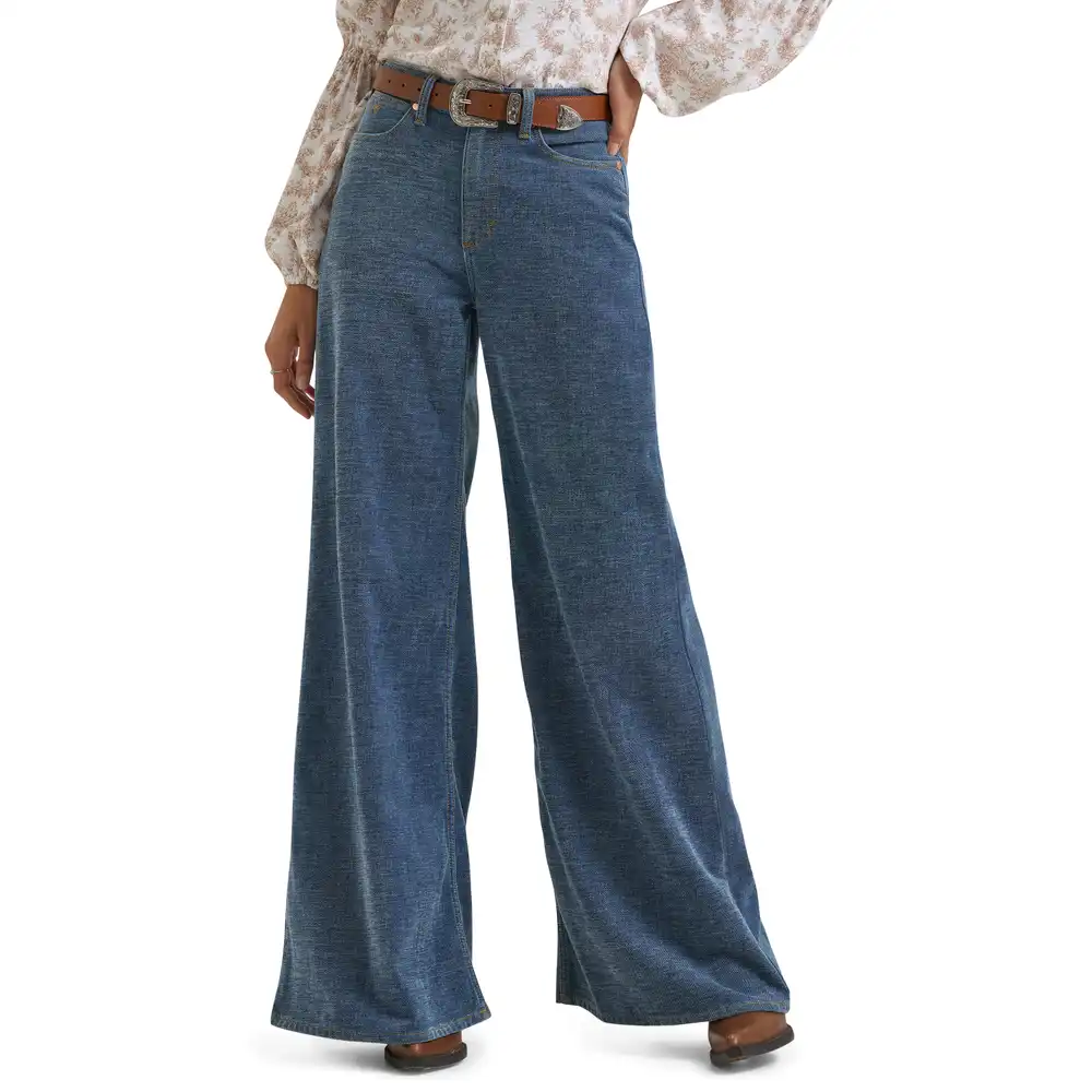 wrangler® x lainey wilson cheeky wide leg jean - chenille